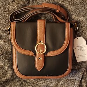 Time and Tru Dana Crossbody Black